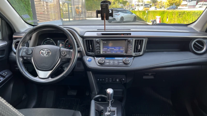 Toyota Rav4 2.5H Executive AWD, снимка 9 - Автомобили и джипове - 48763952