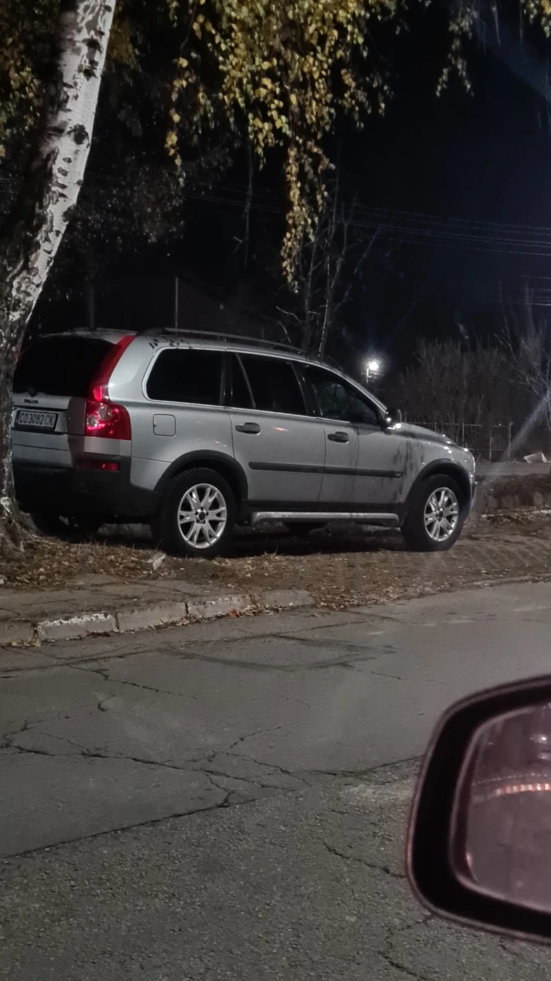 Volvo Xc90 2.4 Д5, снимка 3 - Автомобили и джипове - 48911877