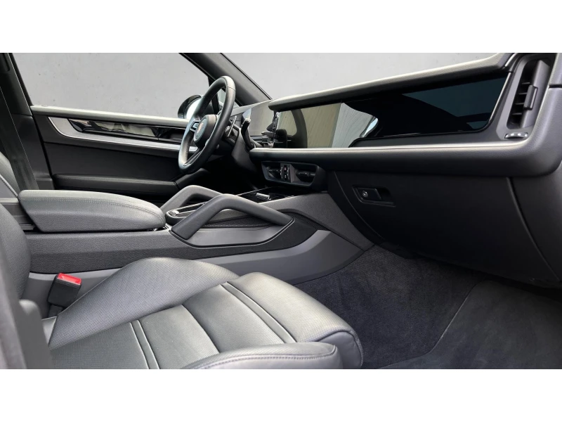 Porsche Cayenne  E-HYBRID SPORT DESIGN 22, Месечна вноска от 2400 , снимка 6 - Автомобили и джипове - 50260038