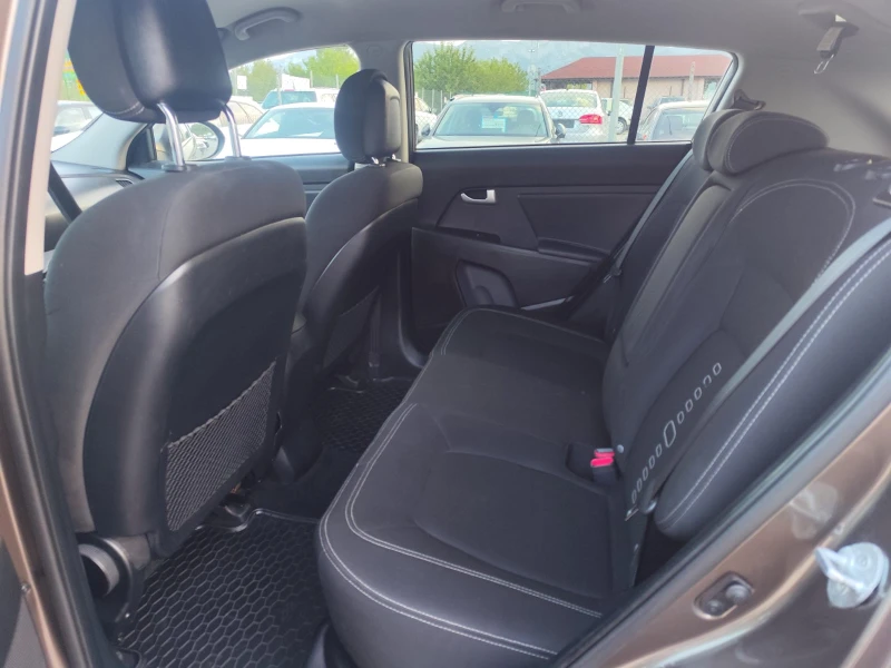 Kia Sportage 2.0 дизел 4х4, снимка 15 - Автомобили и джипове - 51606530