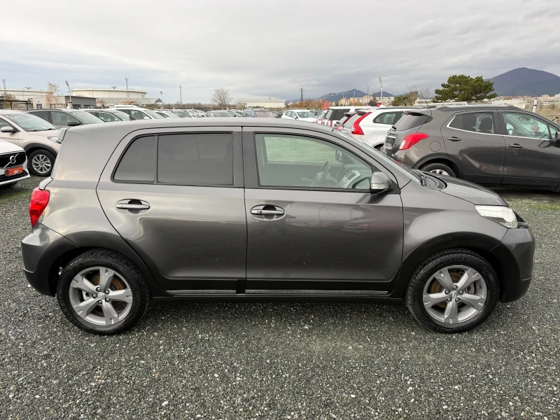 Toyota Urban Cruiser (KATO НОВА), снимка 4 - Автомобили и джипове - 52560782