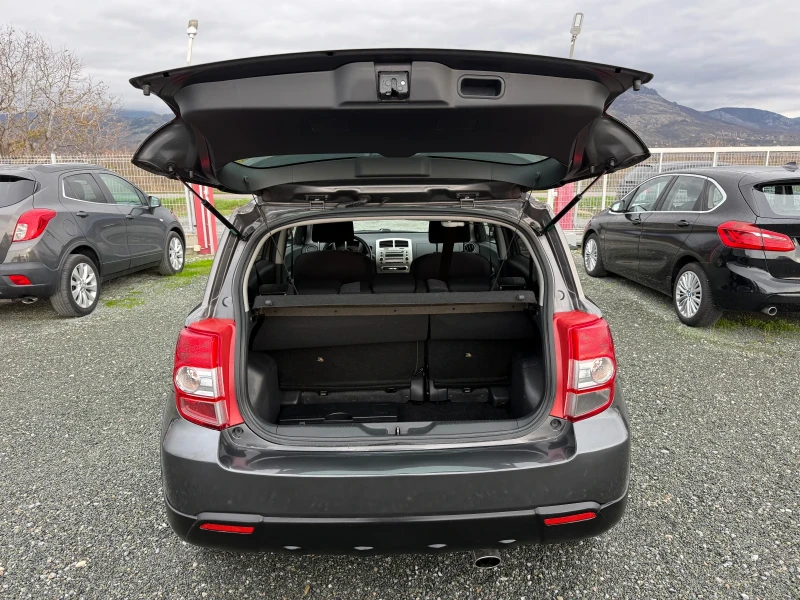 Toyota Urban Cruiser (KATO НОВА), снимка 13 - Автомобили и джипове - 52560782