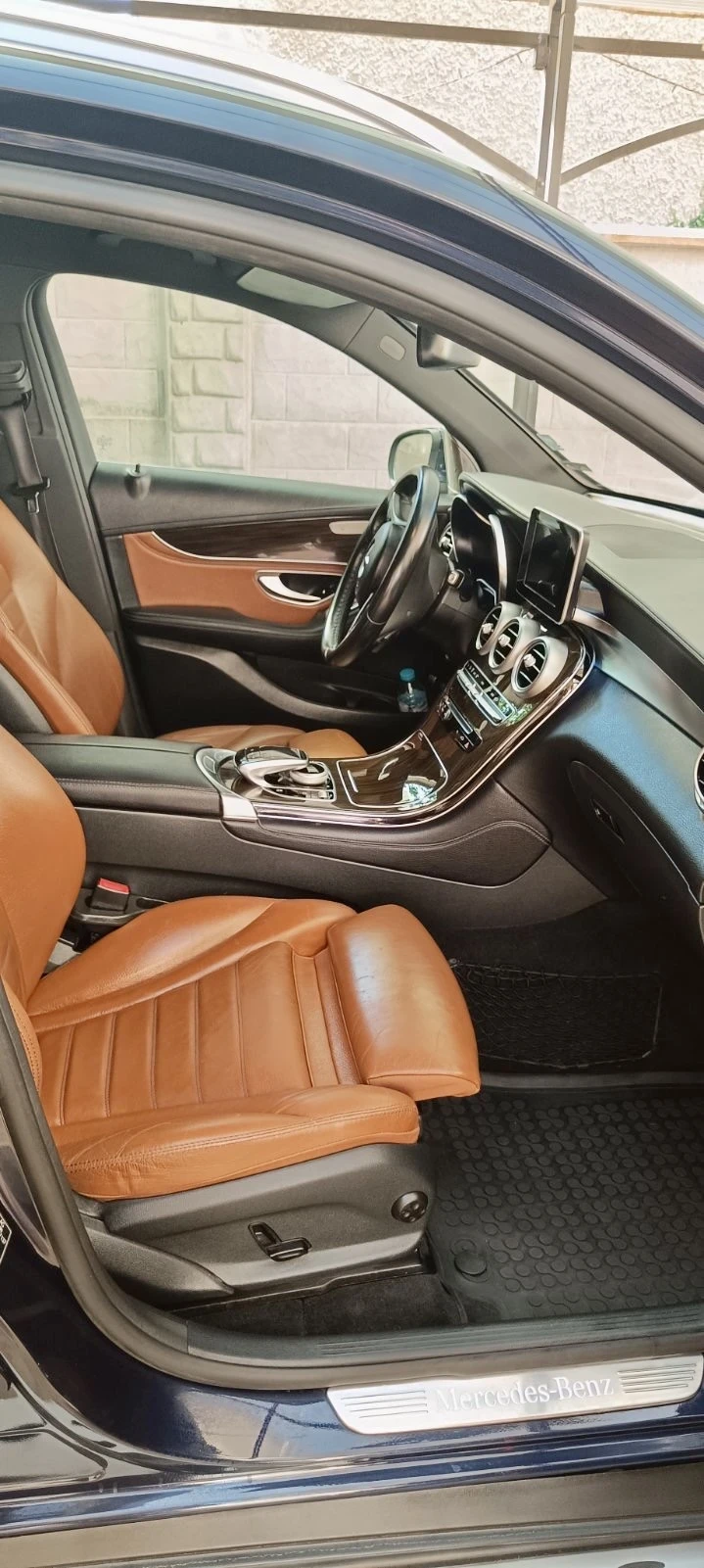 Mercedes-Benz GLC 250 D, 4 matic, AMG, снимка 8 - Автомобили и джипове - 53342792