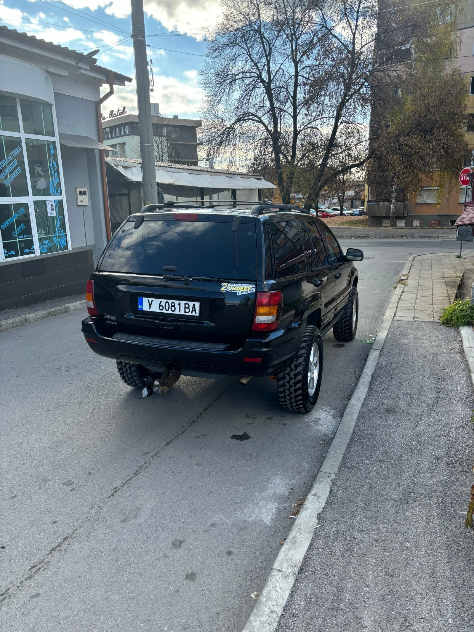 Jeep Grand cherokee 4.0 Rounch country - изображение 2