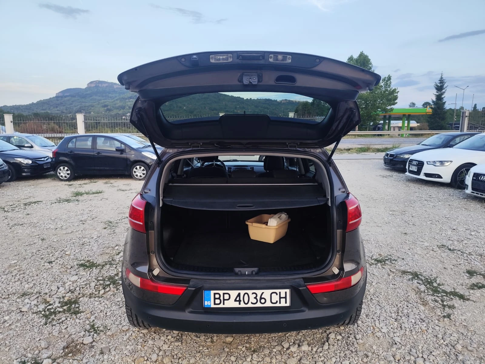 Kia Sportage 2.0 дизел 4х4 - изображение 7