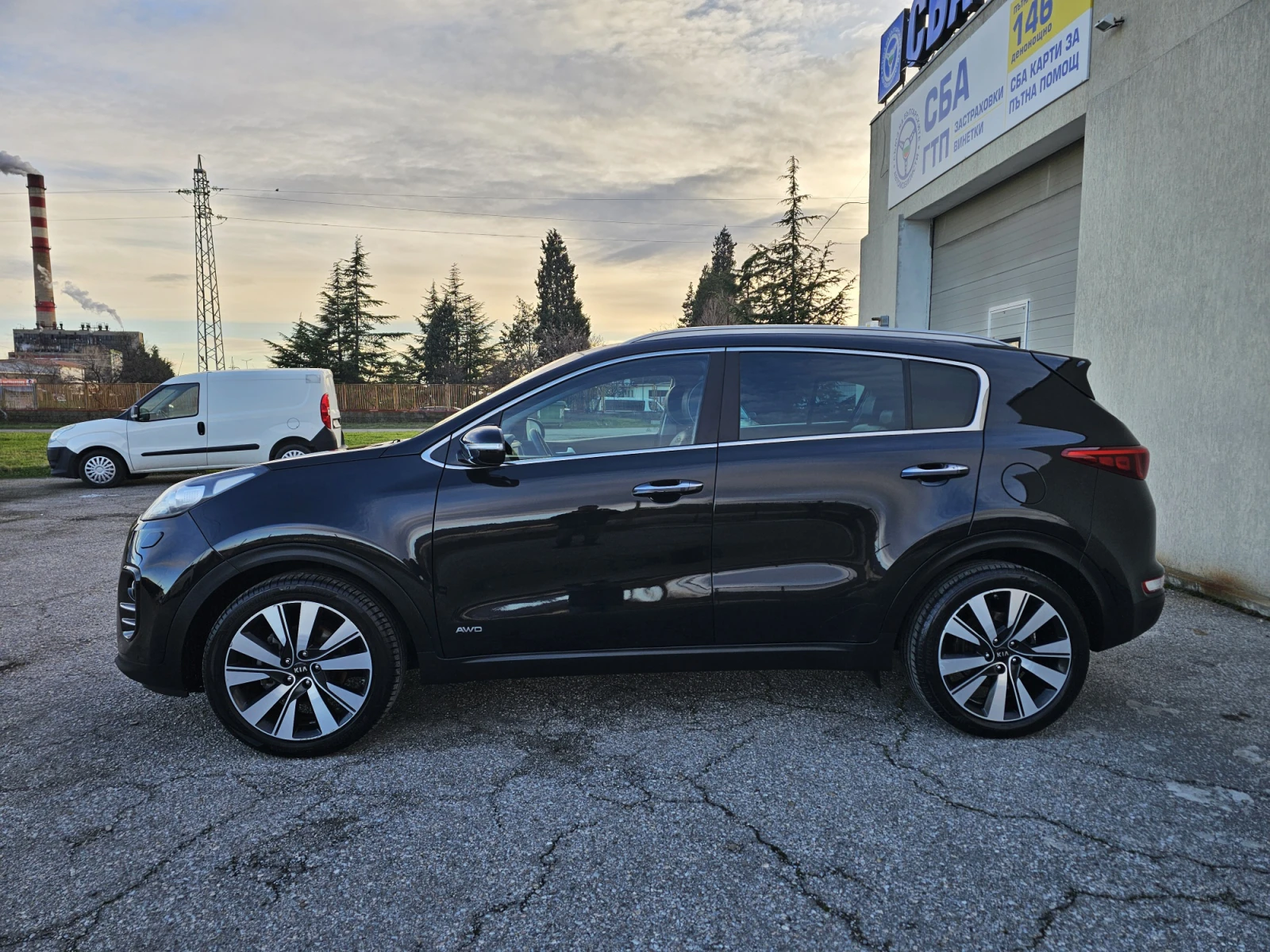 Kia Sportage 2.0 AWD CRDI - изображение 4