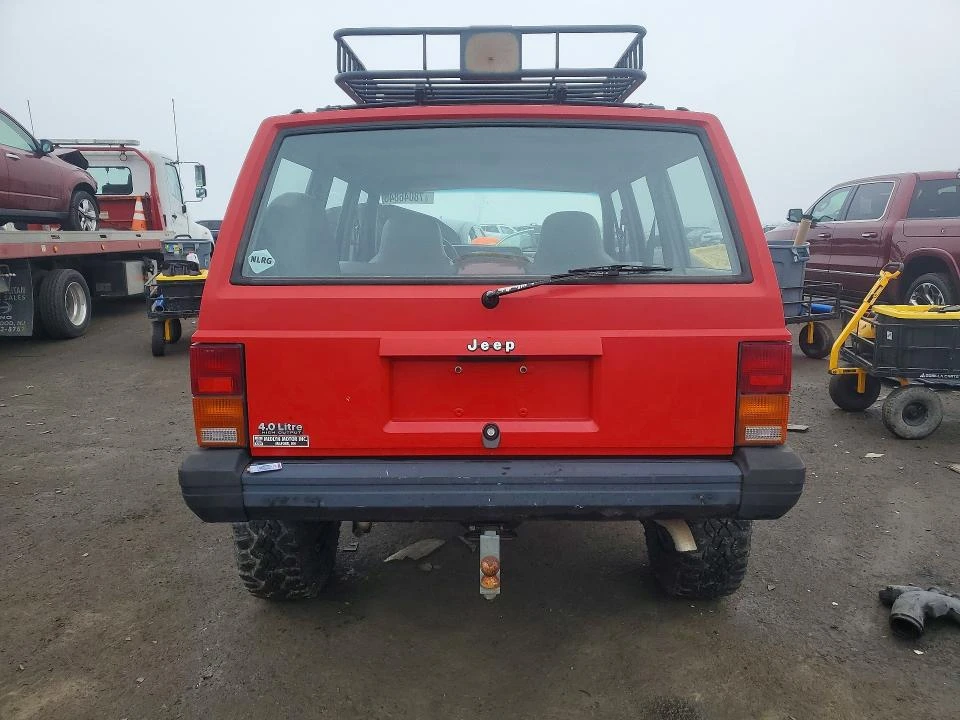 Jeep Cherokee 4.0L 6 4x4 w/Rear Wheel Drv - изображение 6