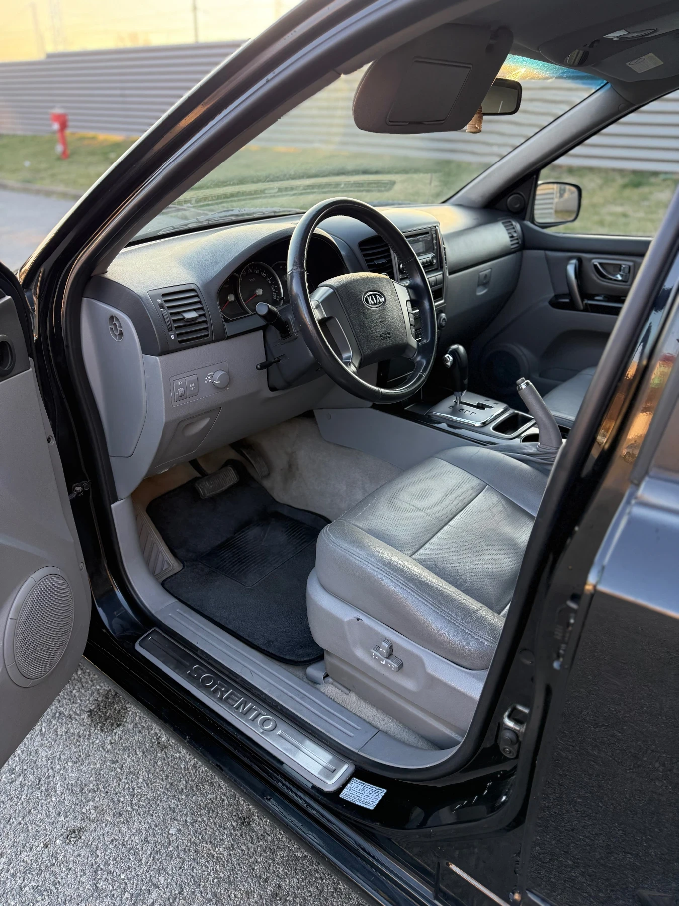 Kia Sorento 2.5 CRDI 4х4 , снимка 8 - Автомобили и джипове - 53850189