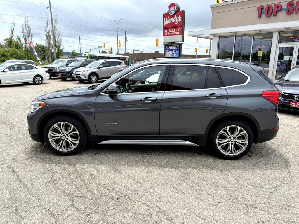 BMW X1 xDrive* АвтоКредит* (ЦЕНА ДО БГ), снимка 3 - Автомобили и джипове - 54040860