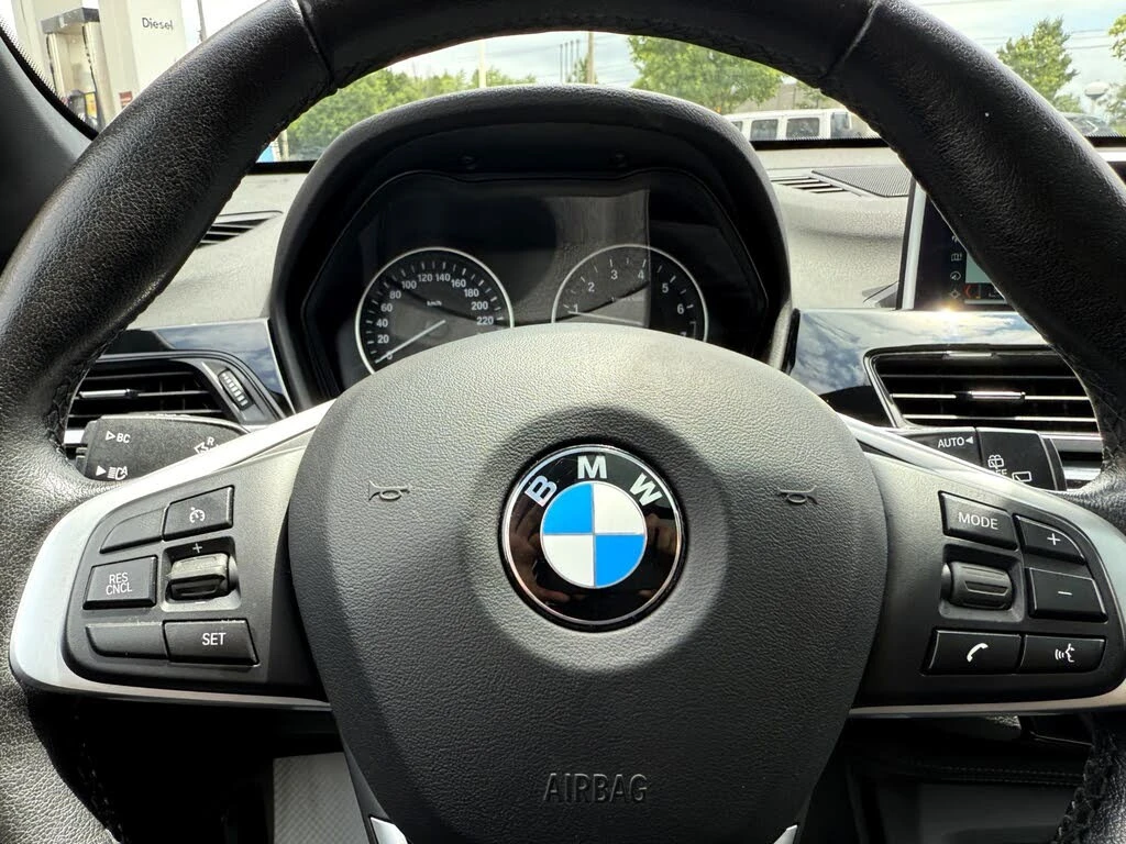 BMW X1 xDrive* АвтоКредит* (ЦЕНА ДО БГ), снимка 13 - Автомобили и джипове - 54040860