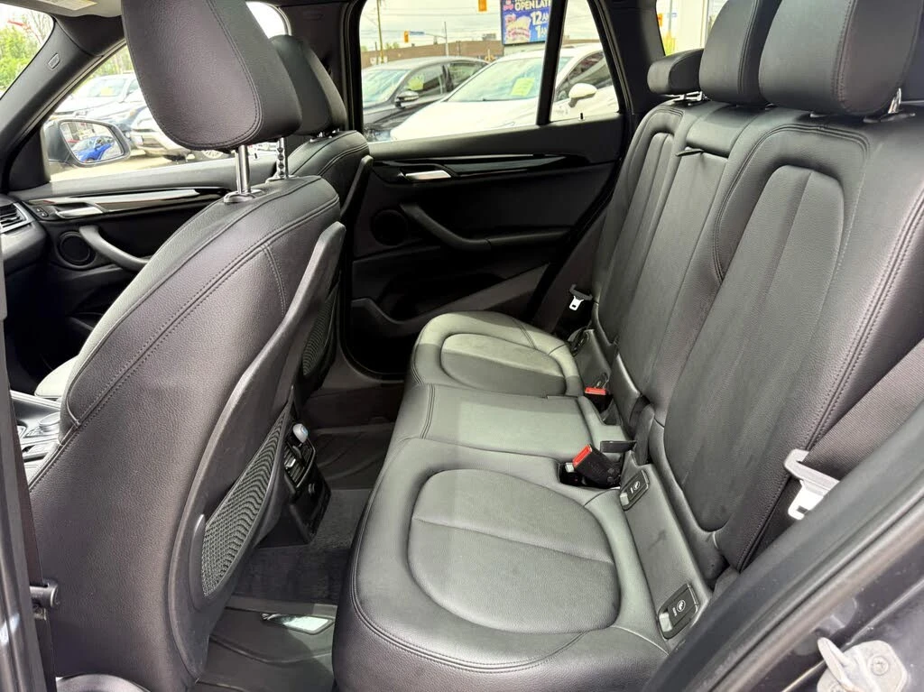 BMW X1 xDrive* АвтоКредит* (ЦЕНА ДО БГ), снимка 9 - Автомобили и джипове - 54040860