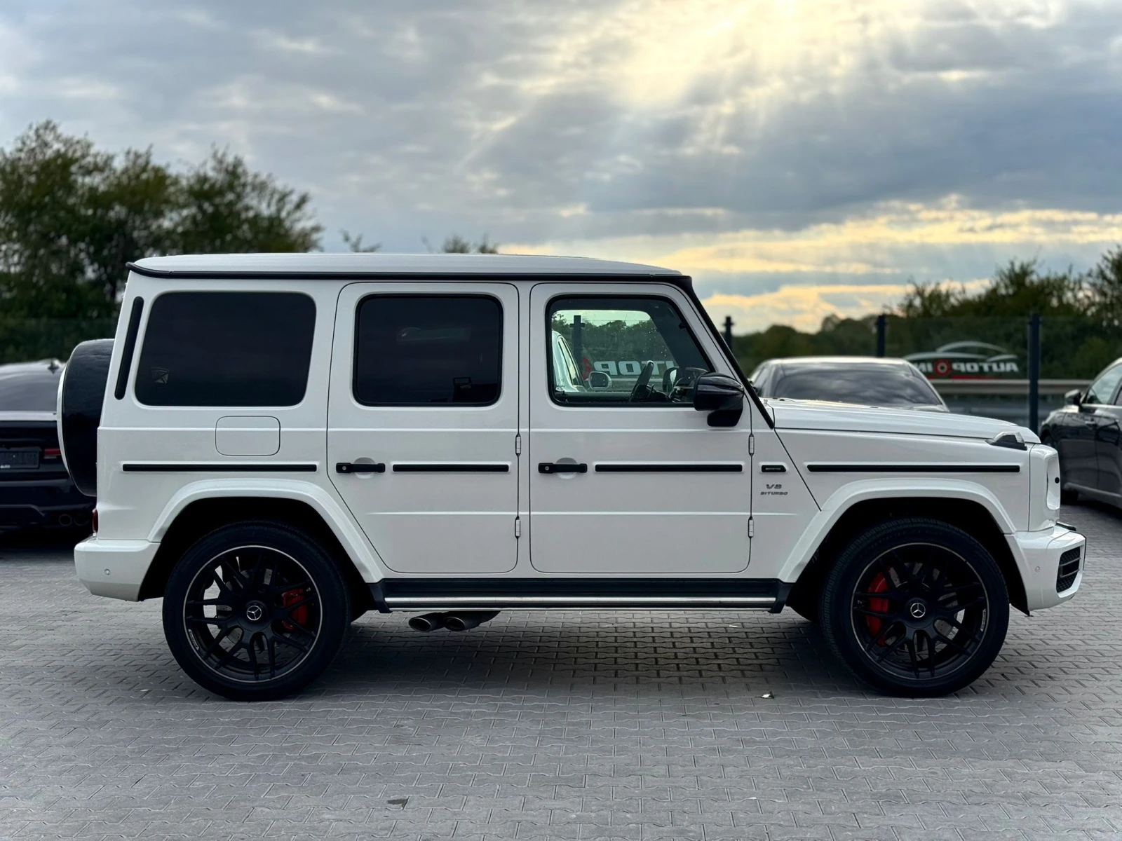 Mercedes-Benz G 63 AMG, снимка 8 - Автомобили и джипове - 54383598