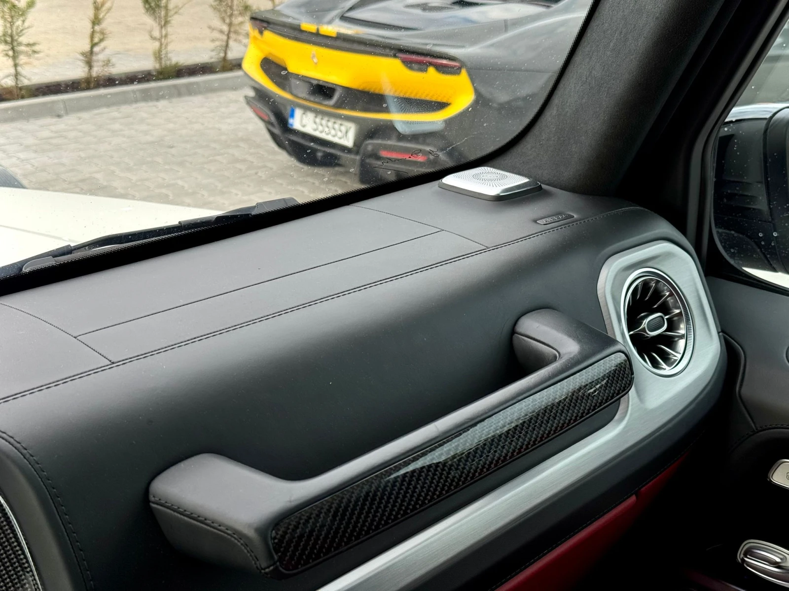 Mercedes-Benz G 63 AMG, снимка 17 - Автомобили и джипове - 54383598