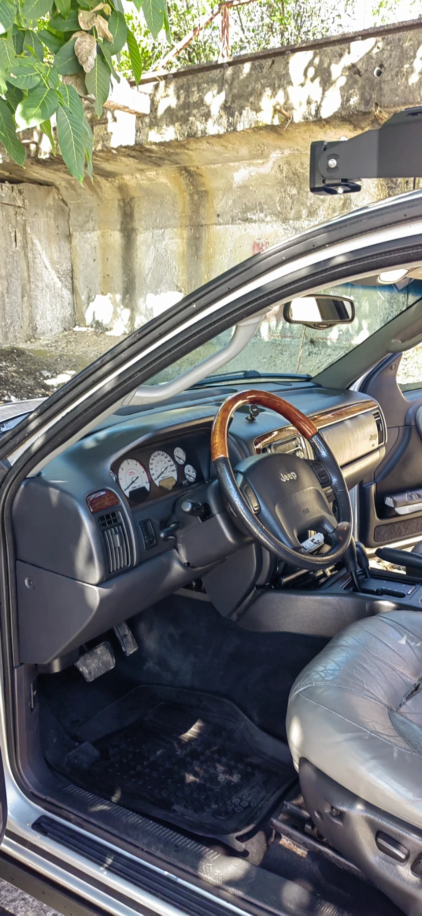 Jeep Grand cherokee, снимка 9 - Автомобили и джипове - 55976261