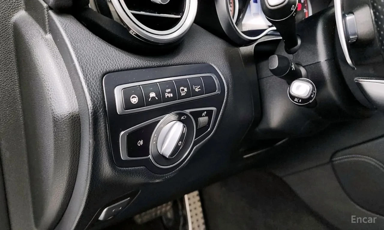 Mercedes-Benz GLC 63 AMG / Distronic / 360 / HUD / Burmester / Автокредит, снимка 16 - Автомобили и джипове - 55983001