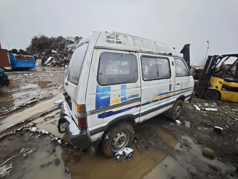 Subaru Libero 1.2, снимка 3 - Бусове и автобуси - 53520368