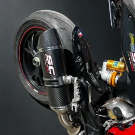 Ducati Hypermotard  821 SP 1of1 Diamond Forged Carbon | Mobile.bg    4