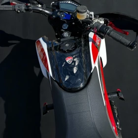 Ducati Hypermotard  821 SP 1of1 Diamond Forged Carbon | Mobile.bg    6