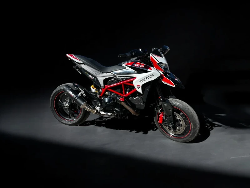 Ducati Hypermotard  821 SP 1of1 Diamond Forged Carbon, снимка 9 - Мотоциклети и мототехника - 49400451