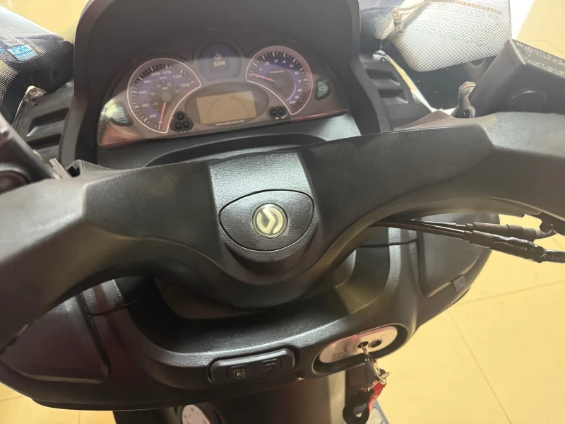 Sym GTS Joymax 300i, снимка 8 - Мотоциклети и мототехника - 52129791