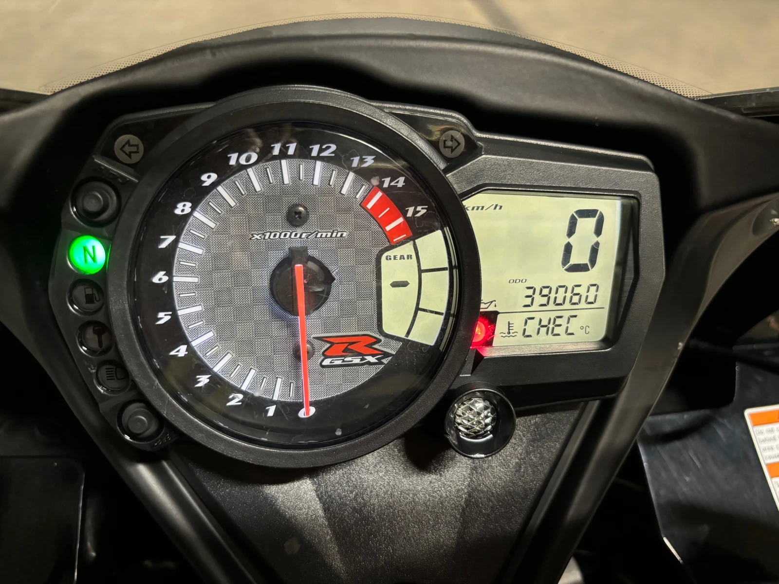 Suzuki Gsxr 1000 K8 - изображение 2