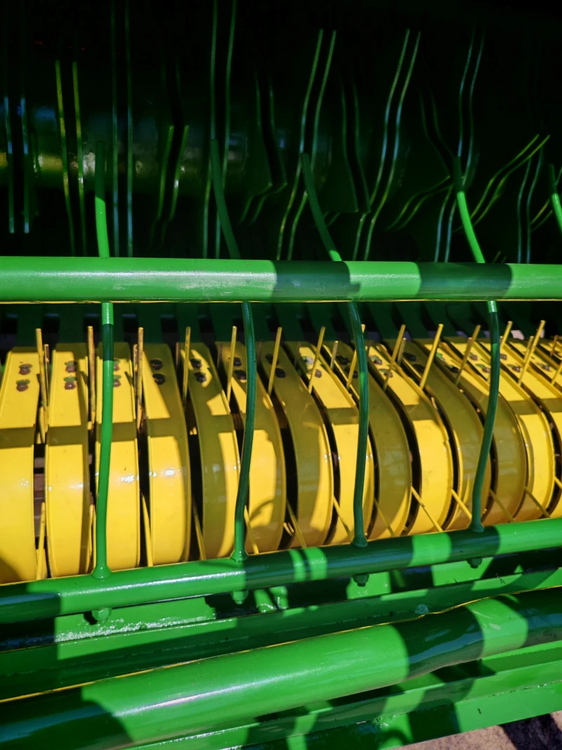 Балировачка John Deere 592 Premier Maxi Cut ножове , мрежа и сезал , снимка 4 - Селскостопанска техника - 50826381