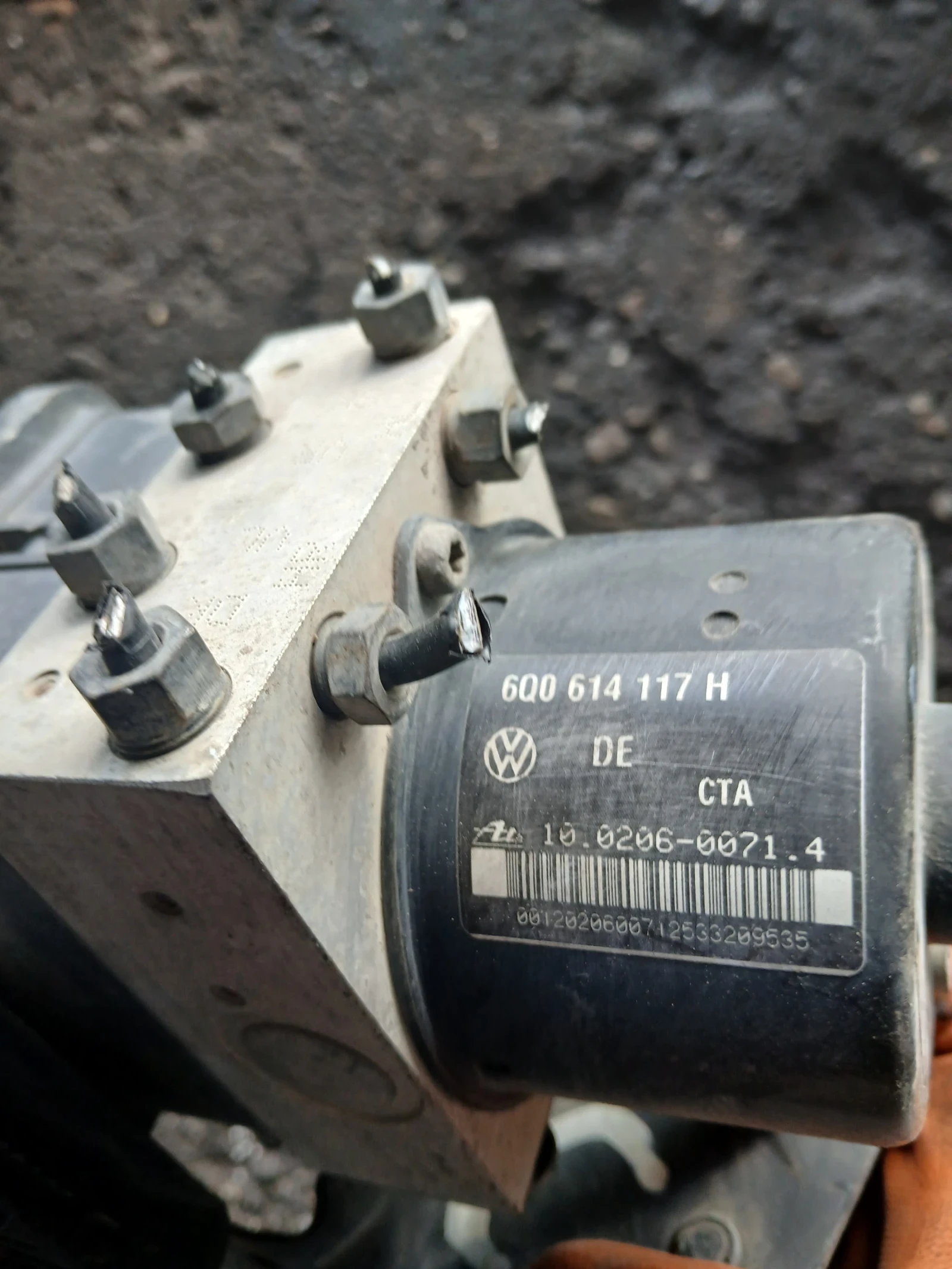 6Q0 614 117 H ABS помпа VW Polo, снимка 3 - Части - 54779850