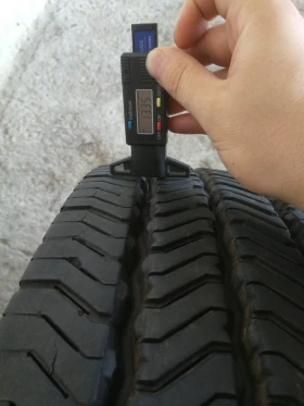 Гуми, снимка 3