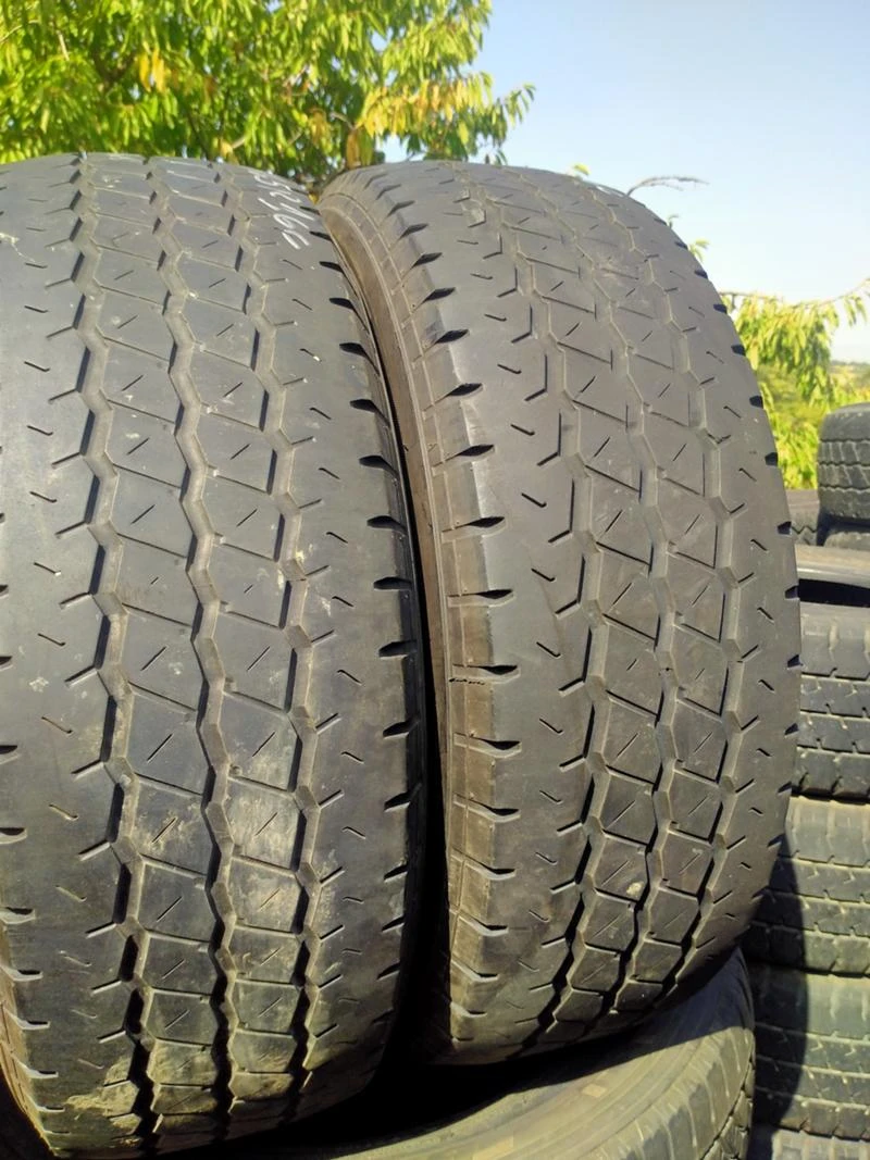 Гуми Летни 215/65R16, снимка 1 - Гуми и джанти - 33674687