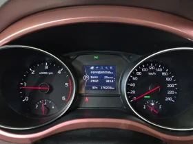 Kia Carnival 9-seater Luxury| 197к.с.| ВКЛ.ТЕХНОТЕСТ  и 3м.ГО, снимка 3