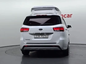 Kia Carnival 9-seater Luxury| 197к.с.| ВКЛ.ТЕХНОТЕСТ  и 3м.ГО, снимка 11