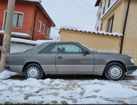 Mercedes-Benz 124 200CE, снимка 2