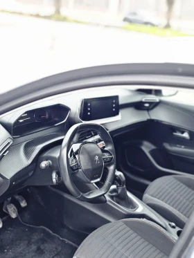 Peugeot 208, снимка 12