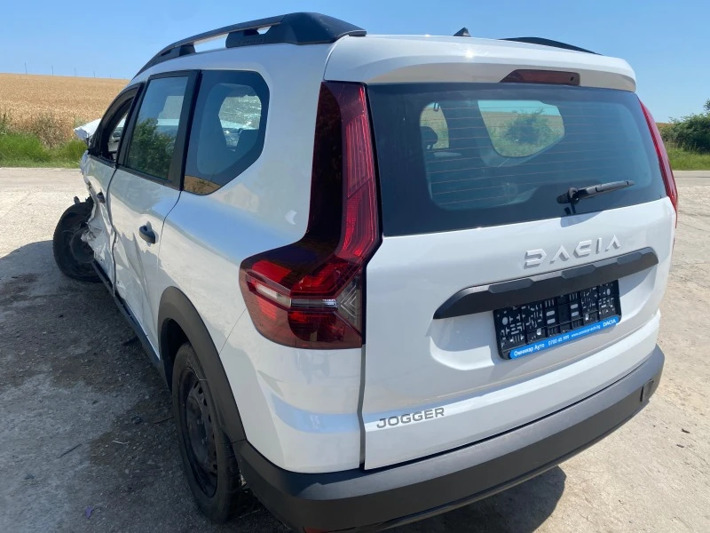 Dacia Jogger 1.0 TCe, снимка 4 - Автомобили и джипове - 46331946