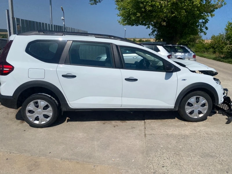 Dacia Jogger 1.0 TCe, снимка 6 - Автомобили и джипове - 46331946