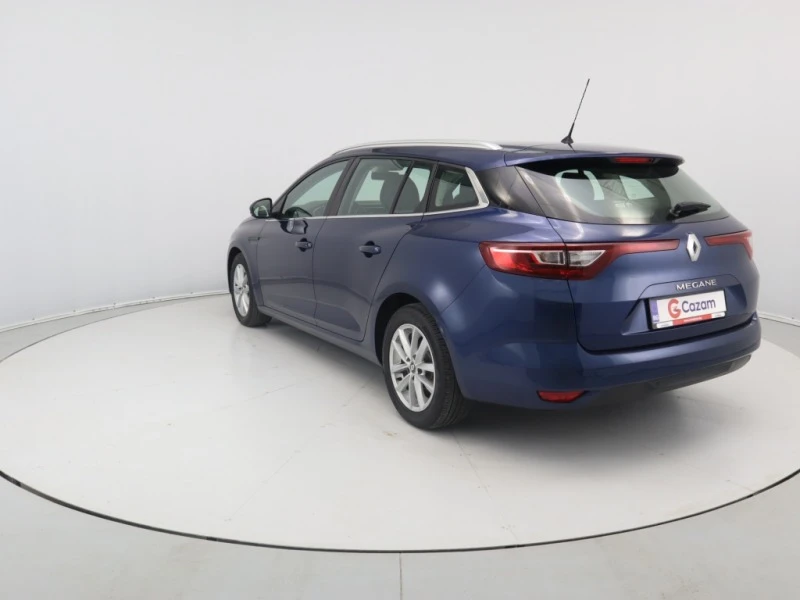 Renault Megane 1.5 Blue DCi, снимка 6 - Автомобили и джипове - 47882363