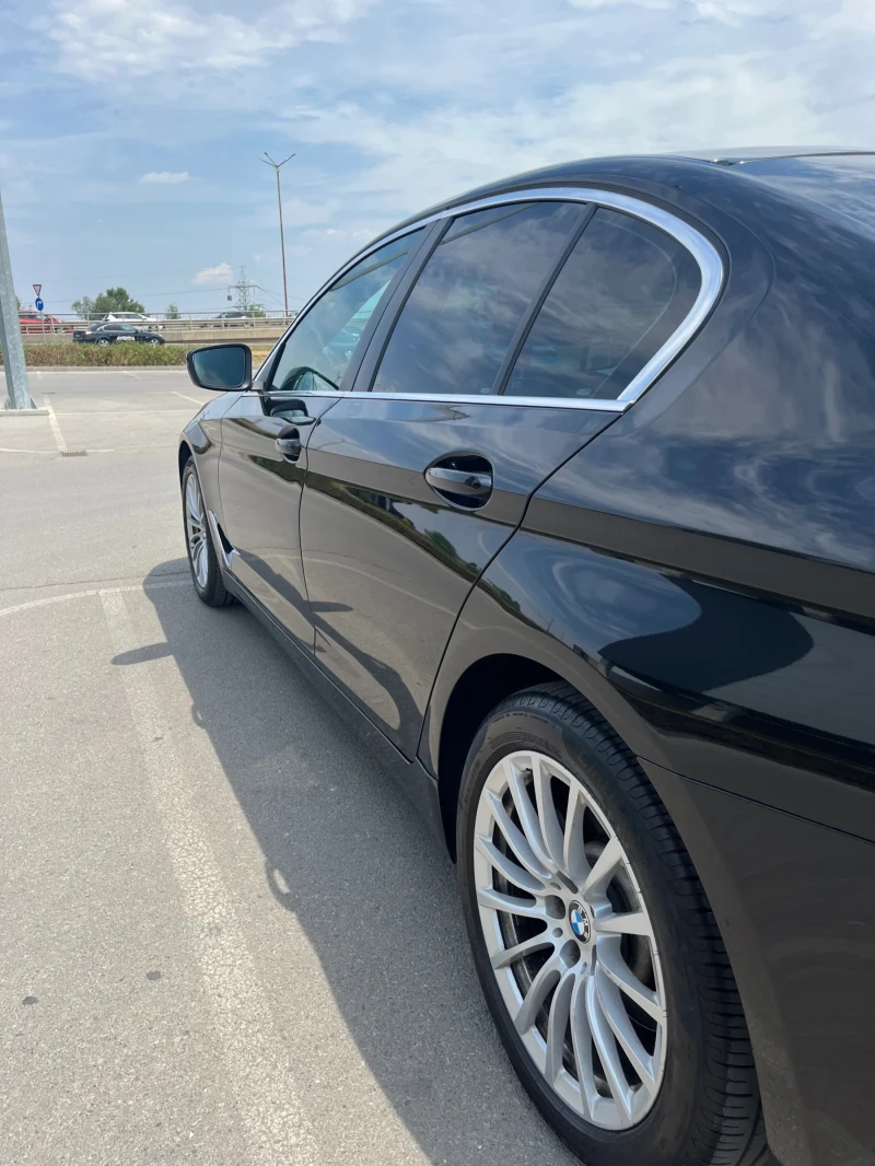 BMW 520, снимка 4 - Автомобили и джипове - 47019237