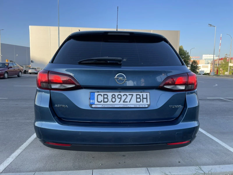 Opel Astra 1.4 Turbo, снимка 10 - Автомобили и джипове - 47022338