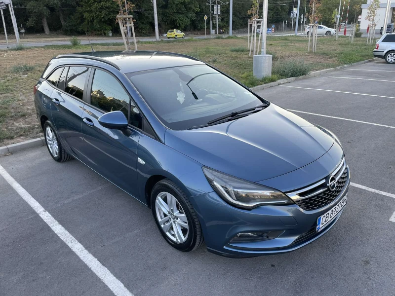 Opel Astra 1.4 Turbo, снимка 2 - Автомобили и джипове - 47022338