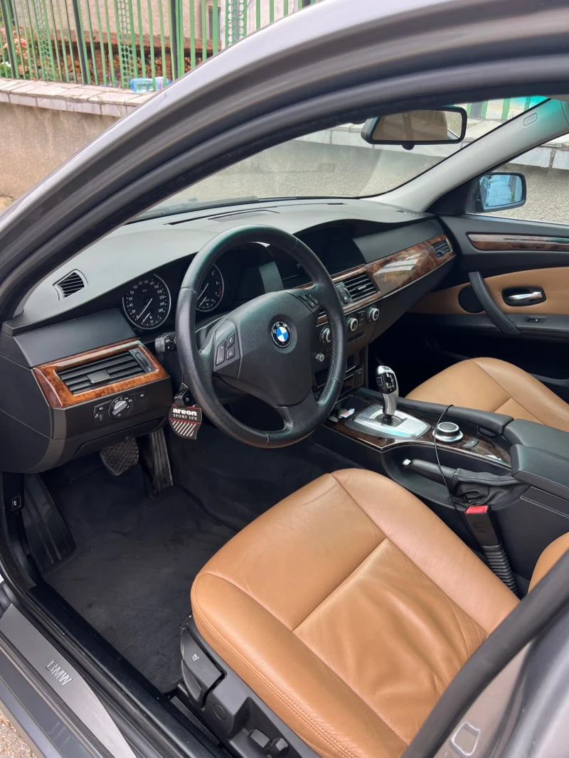 BMW 525, снимка 4 - Автомобили и джипове - 47703318