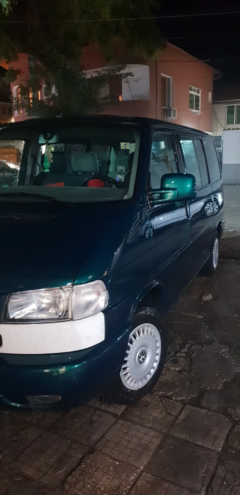 VW Multivan, снимка 2 - Автомобили и джипове - 48350223