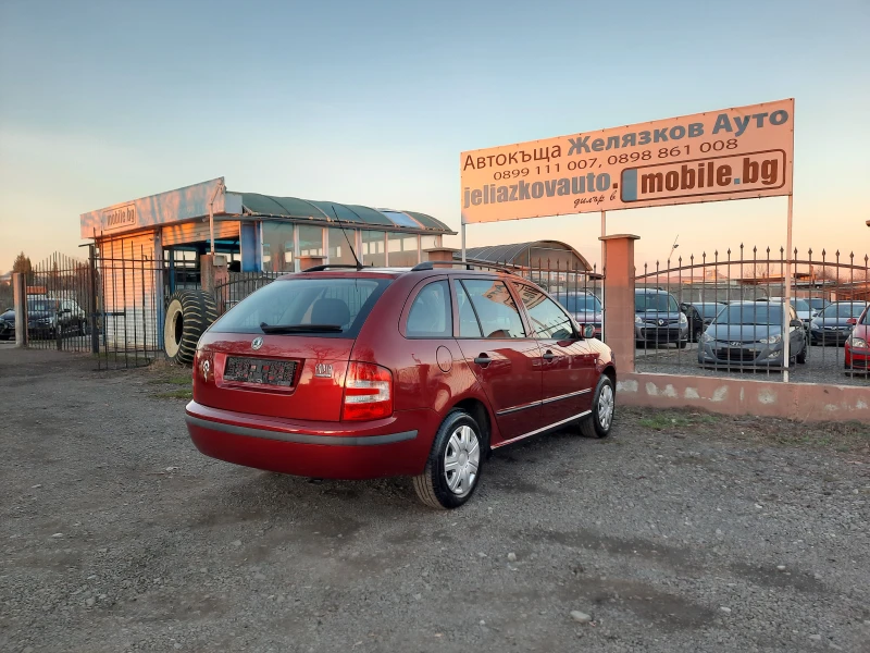 Skoda Fabia 1.4i, снимка 4 - Автомобили и джипове - 48368644