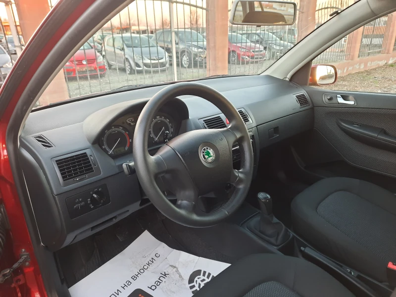 Skoda Fabia 1.4i, снимка 8 - Автомобили и джипове - 48368644