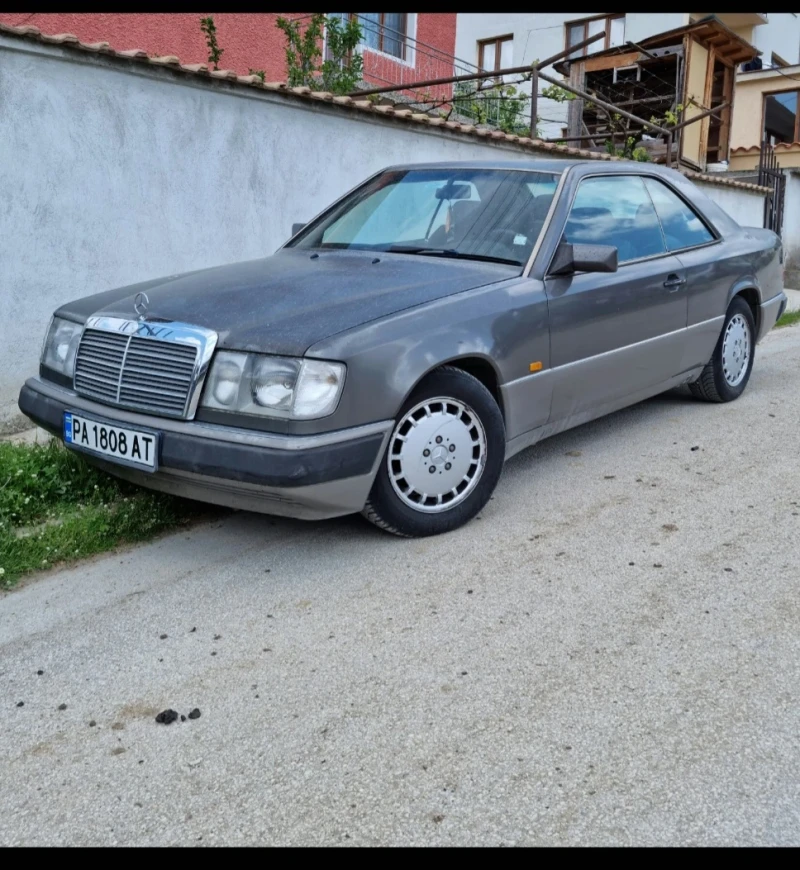 Mercedes-Benz 124 200CE, снимка 1 - Автомобили и джипове - 48783157