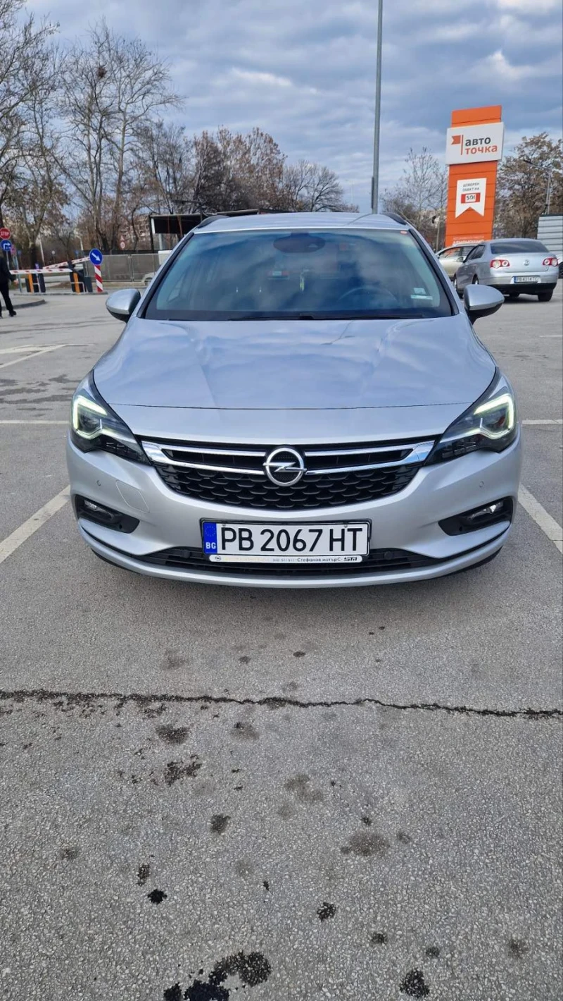 Opel Astra Спорт Тоурер, снимка 1 - Автомобили и джипове - 49348548