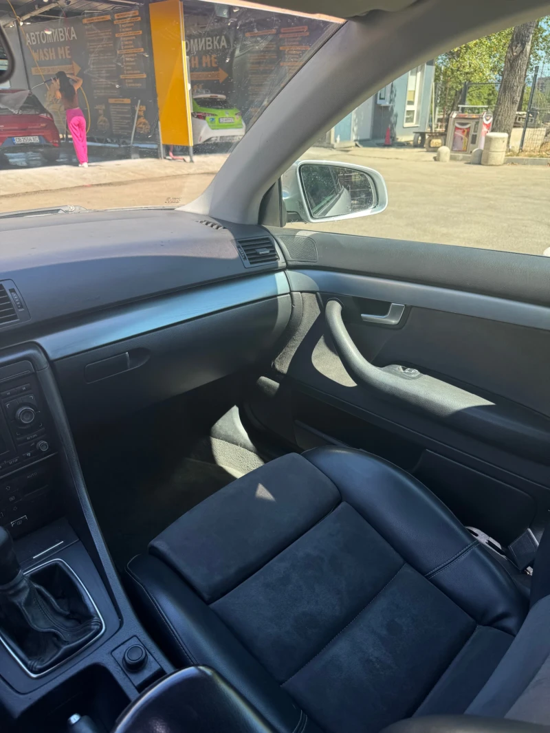 Audi A4 2.0 TDI, снимка 10 - Автомобили и джипове - 51513861