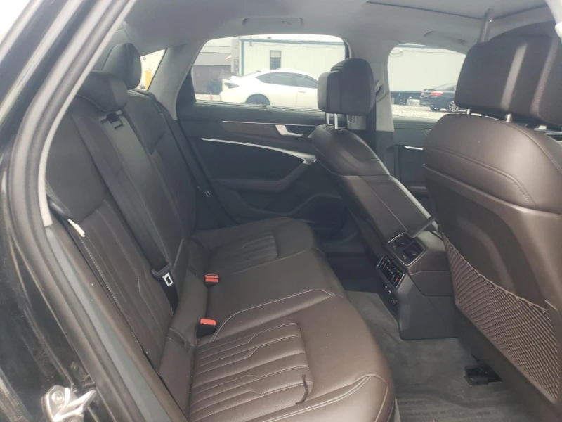 Audi A6 Prestige /Ambient осветление / Кожa / Подгрев / , снимка 10 - Автомобили и джипове - 52095848