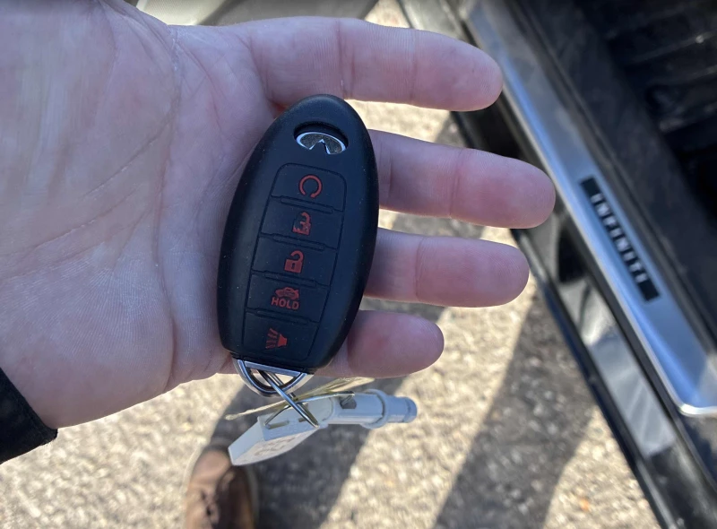 Infiniti Q50 RED SPORT * АВТОКРЕДИТ* , снимка 12 - Автомобили и джипове - 52749522