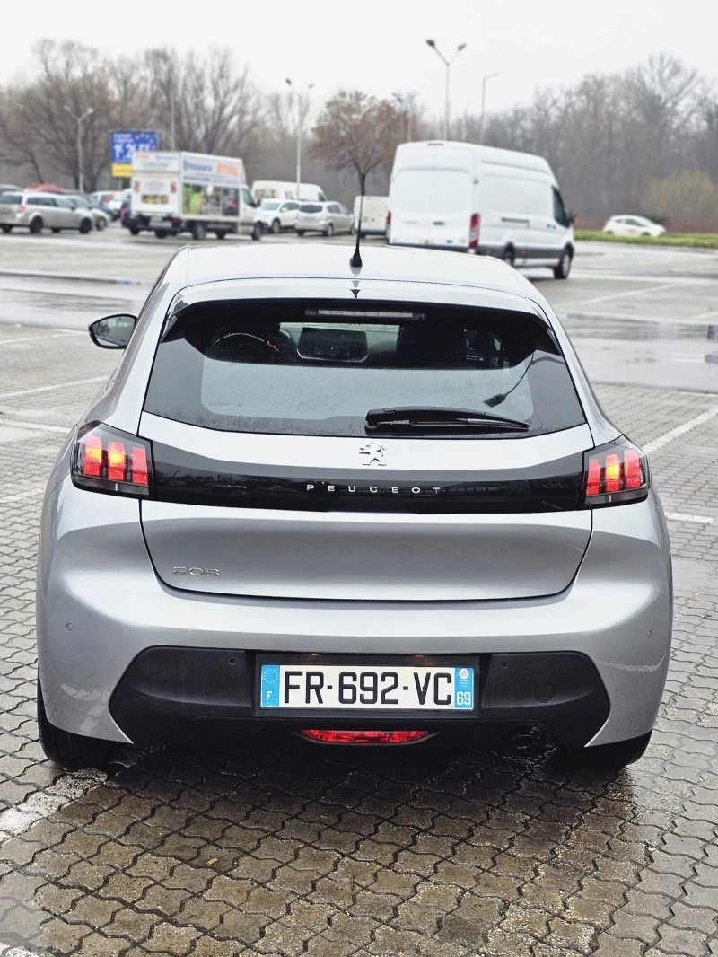 Peugeot 208, снимка 4 - Автомобили и джипове - 52960615