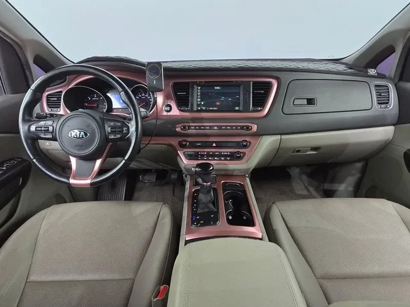 Kia Carnival 9-seater Luxury| 197к.с.| ВКЛ.ТЕХНОТЕСТ  и 3м.ГО, снимка 2 - Автомобили и джипове - 55146248